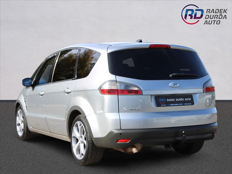 Ford S-MAX 2,0 TDCi  TAŽNÉ - fotka 7 z 23