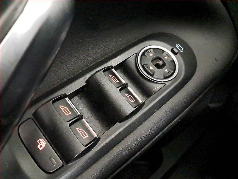 Ford Mondeo (2012) 1.6 EcoBoost, Xenony, Tempomat - fotka 16 z 16