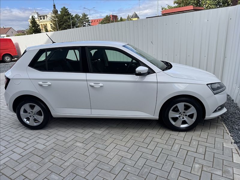 Škoda Fabia 1,0 TSI DPH 1.maj. původ ČR - fotka 14 z 50