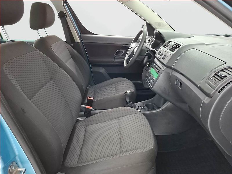 Škoda Roomster (2011) 1.2 TSI, Park. senzory - fotka 9 z 14