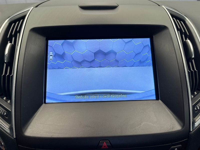 Ford Galaxy 2.0 EcoBlue Titanium 140 kW - fotka 38 z 50