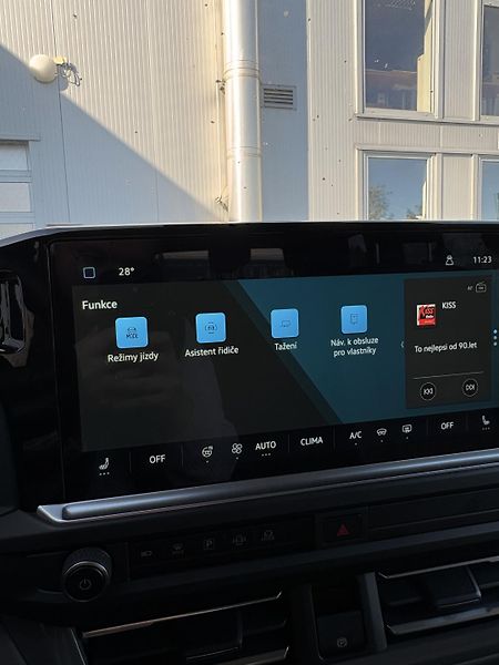 Volkswagen Caravelle (2026) - fotka 36 z 37