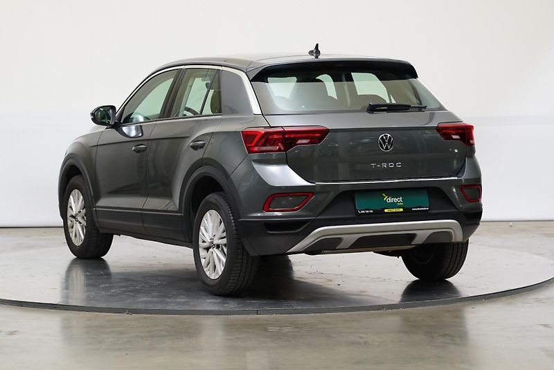 Volkswagen T-Roc - fotka 7 z 25