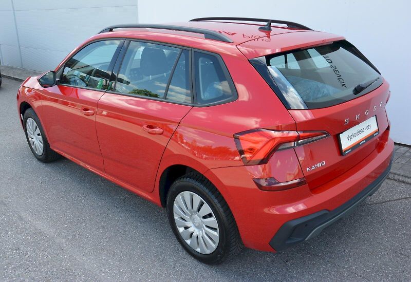 Škoda Kamiq (2024) 1.0 TSI 85 kW Selection - fotka 10 z 23