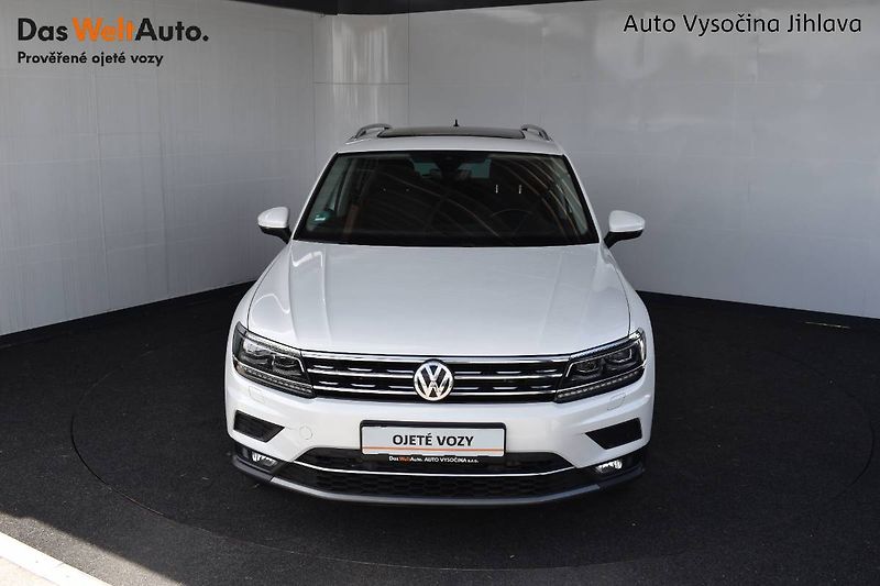 Volkswagen Tiguan (2020) 2.0TDI 140kW 4x4,tažné,Matrix - fotka 4 z 28