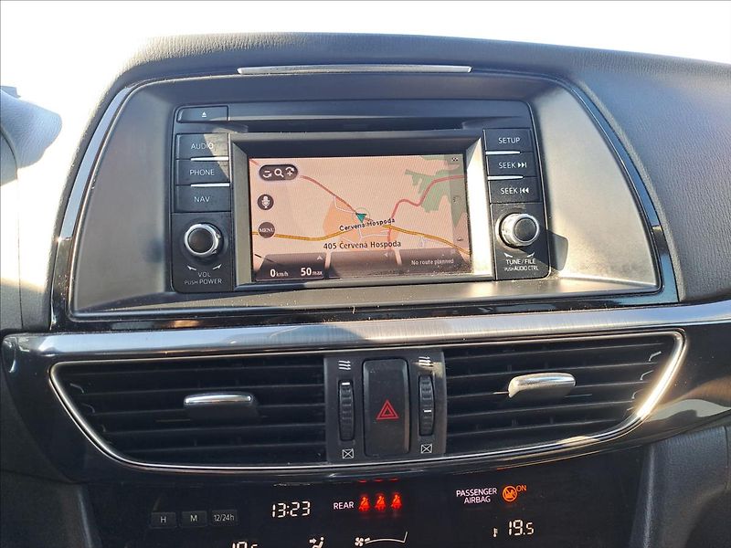 Mazda 6 2,2 Skyactiv-D KOUPENO CZ - fotka 14 z 17