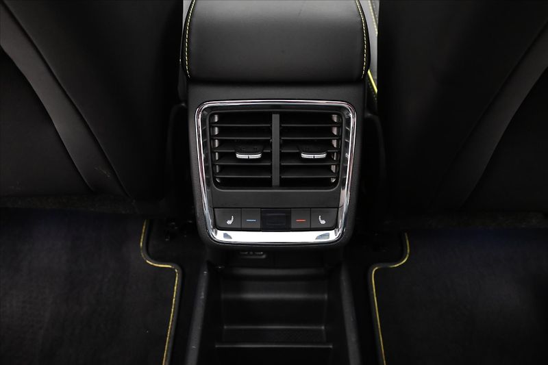 Škoda Enyaq RS 220kW 4x4 SoH 85% Záruka až - fotka 21 z 31
