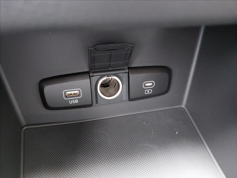 Hyundai i30 (2026) WG 1,0 T-GDI MT SMART - fotka 19 z 22