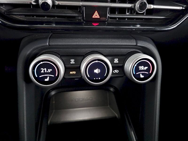 Škoda Kodiaq (2025) 2,0TDI 142kW 7DSG 4x4 SELECTIO - fotka 20 z 30