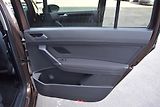 Volkswagen Touran (2018) 1.4TSI 110kw COMFORTLINE 7MÍST - náhled 48