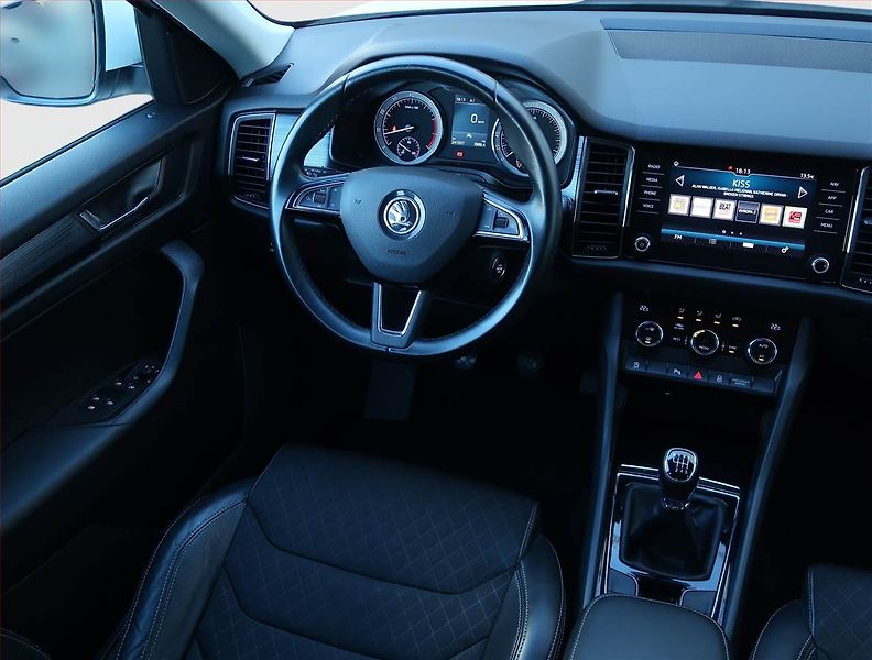 Škoda Kodiaq (2019) Style 1.5 TSI, Kůže, Navi - fotka 7 z 19