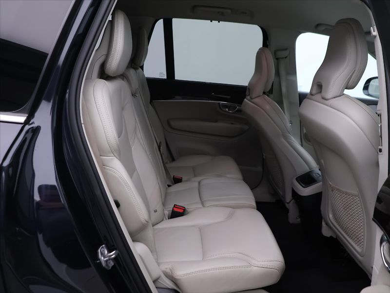 Volvo XC90 2,0 D5 177kW AWD CZ Inscriptio - fotka 13 z 36