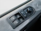 Volkswagen Multivan (2013) Highline 2.0 TDI 4Motion, ČR - náhled 18