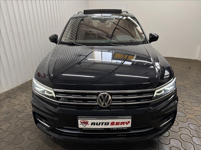 Volkswagen Tiguan Allspace 2.0TSI 140kW 4M FULL R-LINE - fotka 13 z 50