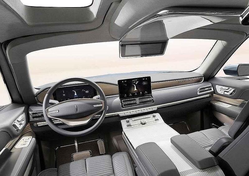 Koncept Lincoln Navigator.