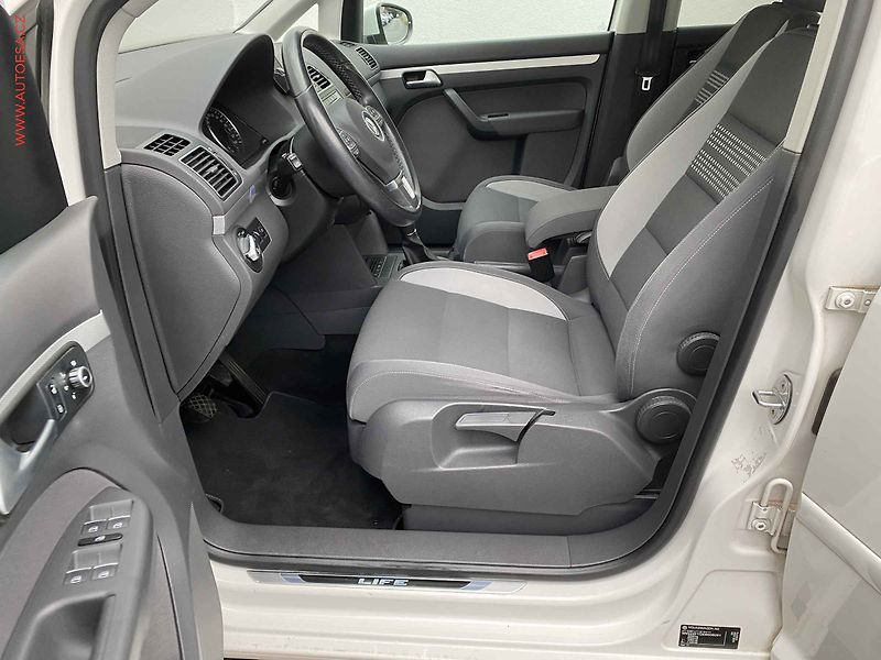 Volkswagen Touran (2013) 1.2 TSi, Life, bixen, navi, - fotka 9 z 20