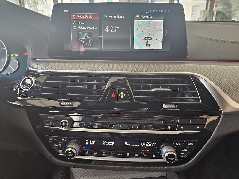 BMW Řada 6 640d xDrive - fotka 22 z 32