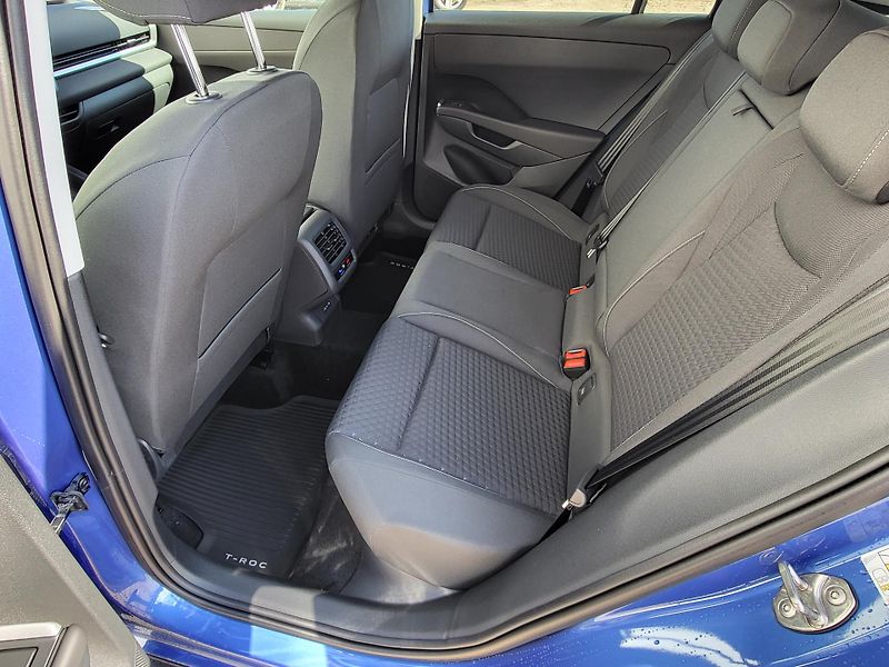 Volkswagen T-Roc (2026) Life 1,5 eTSI 85kW 7DSG - fotka 19 z 23