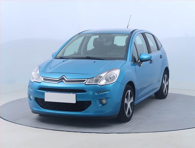 Citroën C3 (2016) 1.2 VTi, Serv.kniha, Tempomat - fotka 2 z 14