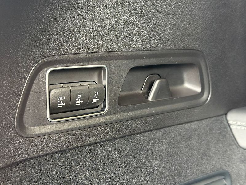 Mercedes-Benz GLS 450 D 4MATIC - fotka 32 z 41