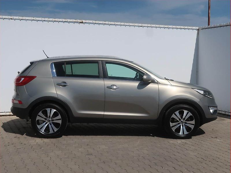 Kia Sportage (2012) 1.7 CRDi, Serv.kniha, Tempomat - fotka 6 z 15