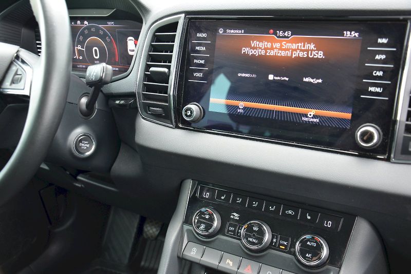Škoda Karoq (2019) 1.5 TSI 110 kW Style PLUS - fotka 26 z 31