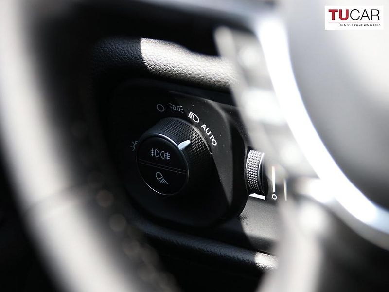 Dodge RAM (2025) 1500 BigHorn 3.0 TwinTurbo - fotka 22 z 41