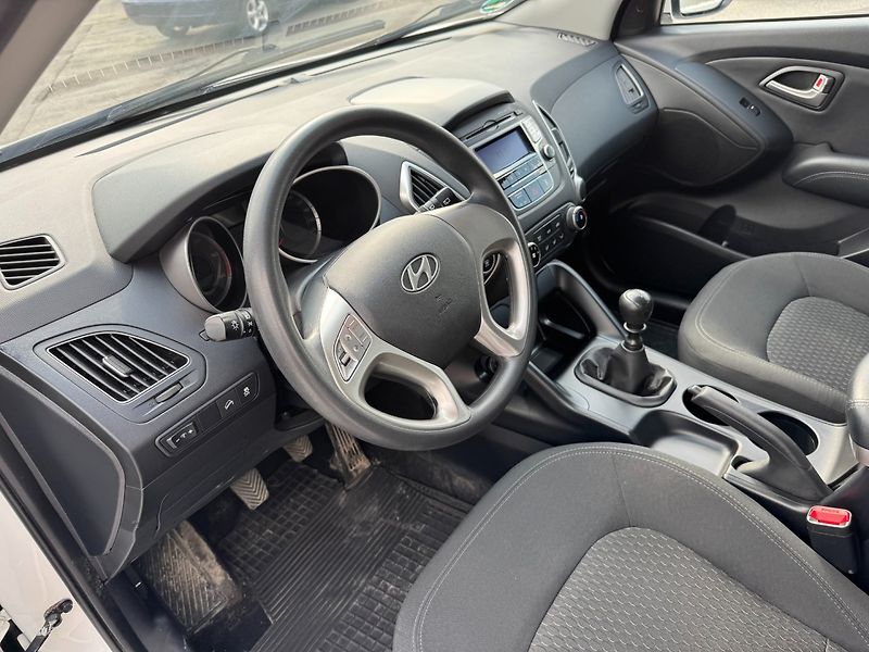 Hyundai ix35 (2012) 1,7 Crdi 85 KW - fotka 11 z 32