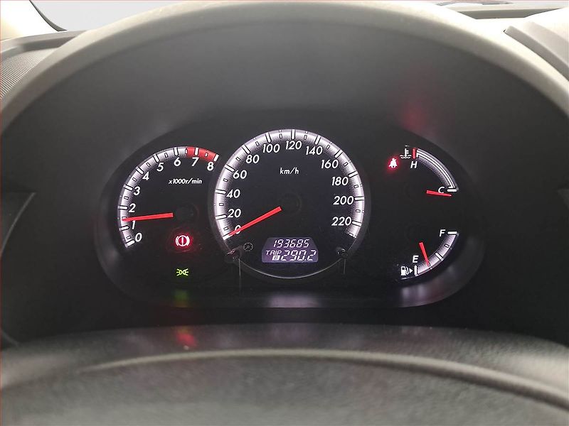 Mazda 5 (2010) 2.0, 7 míst, Xenony, Tempomat - fotka 11 z 19