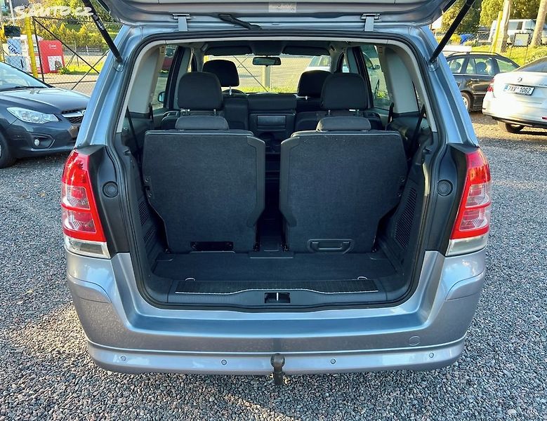 Opel Zafira (2008) 1.7 CDTi 92 kW 7 míst,Sport - fotka 19 z 20