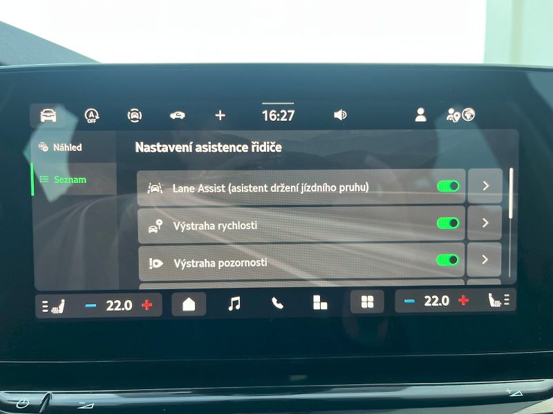 Škoda Octavia (2024) COMBI TOP SELECTION 2,0 TDI 85 - fotka 29 z 34