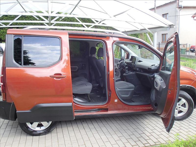 Peugeot Rifter 1,5 HDi, Active, ČR 2. Maj - fotka 27 z 35