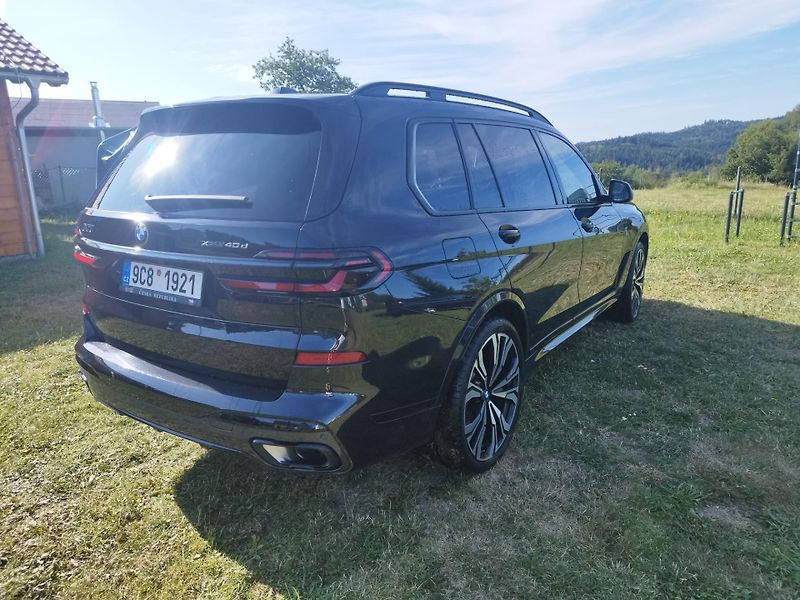 BMW X7 XDRIVE40D M SPORT - fotka 4 z 16