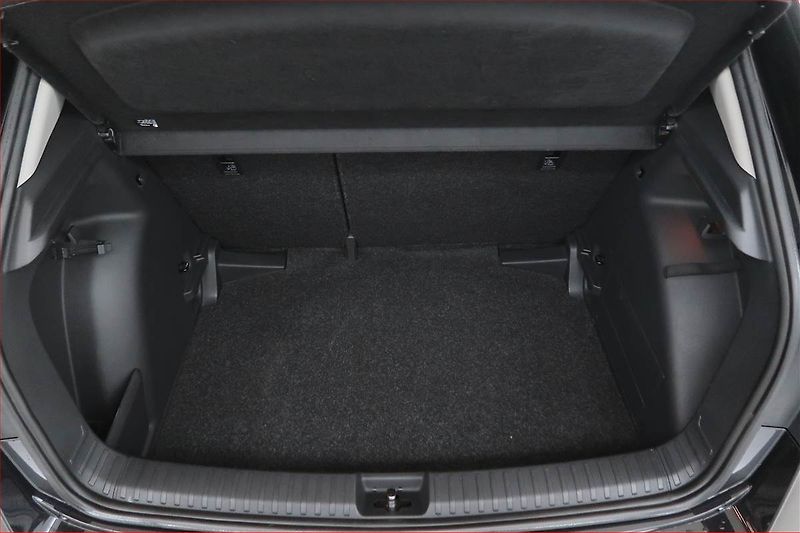 Škoda Fabia (2023) 1.0 TSI, ČR,1.maj, Serv.kniha - fotka 13 z 17