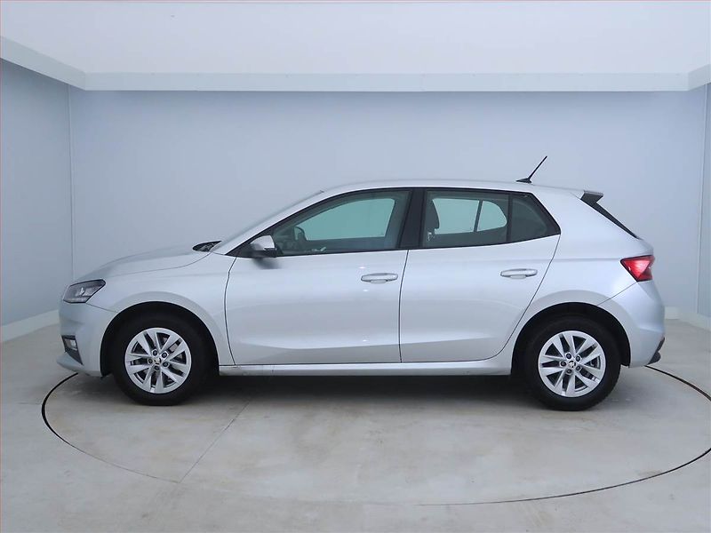 Škoda Fabia (2023) Style 1.0 TSI, Serv.kniha - fotka 3 z 18
