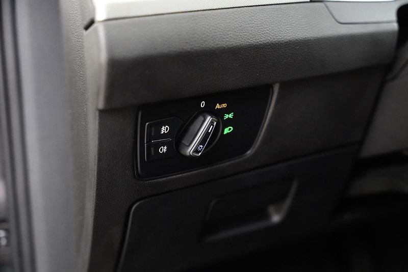 Volkswagen Passat - fotka 13 z 27