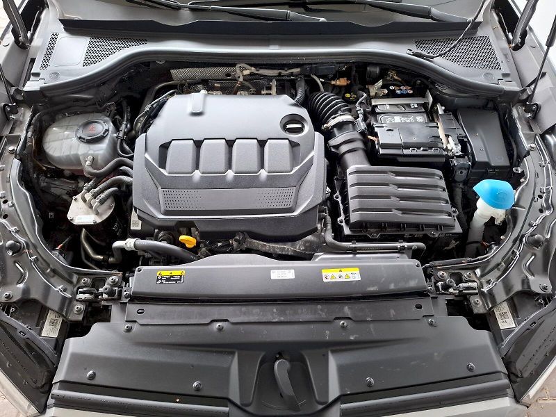 Škoda Superb (2024) SELECTION TD 110/2.0 A7F - fotka 30 z 30