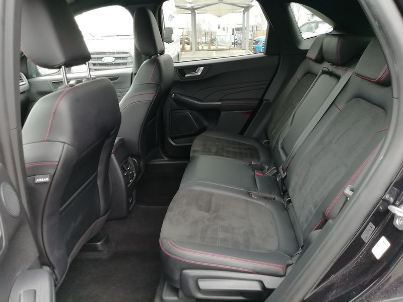 Ford Kuga 1,5 EcoBoost ST-Line 110 kW - fotka 7 z 19