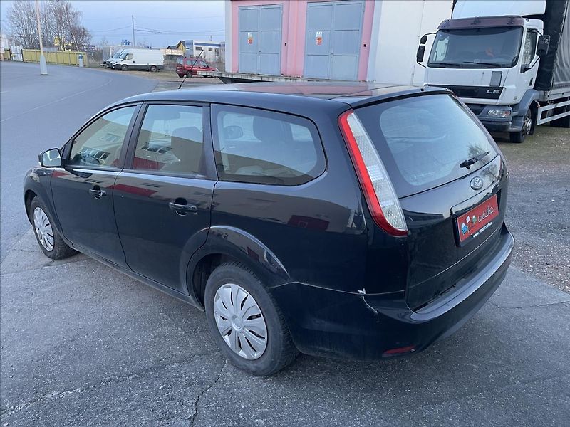 Ford Focus 1,6TDCi*80kW*+nové let. pneu*S - fotka 7 z 37