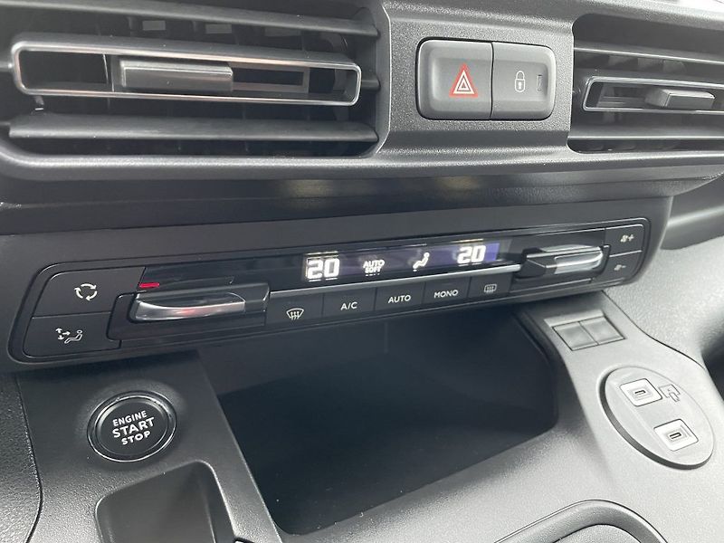 Toyota ProAce City Verso 1.5 6MT Family ODBĚR 11/2026 - fotka 20 z 30