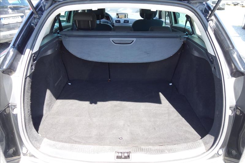 Renault Mégane 1,2 TCe, ČR, 1 MAJ., LIMITED. - fotka 15 z 30