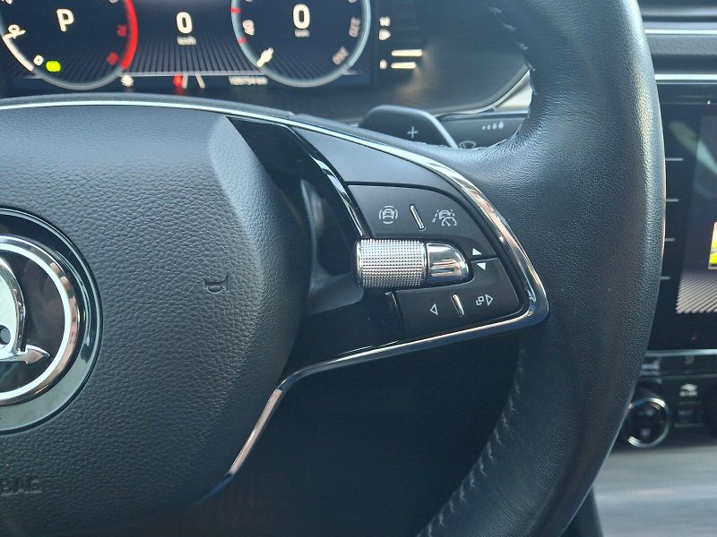 Škoda Superb (2023) Style DSG 1,5TSi 110kW - fotka 18 z 35