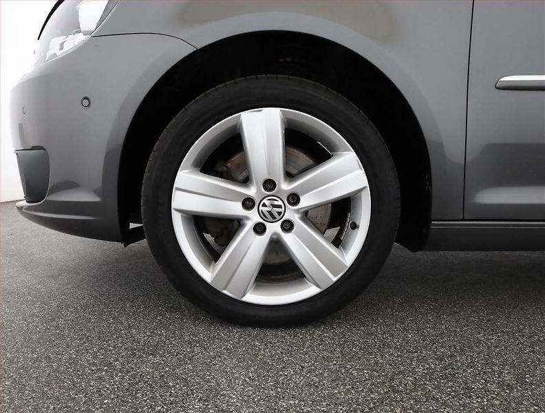 Volkswagen Touran (2012) Highline 1.4 TSI, Automat - fotka 18 z 18