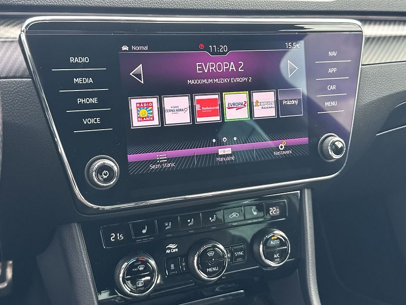 Škoda Superb (2020) 2.0 TSI 4x4 DSG SportLine - fotka 21 z 36