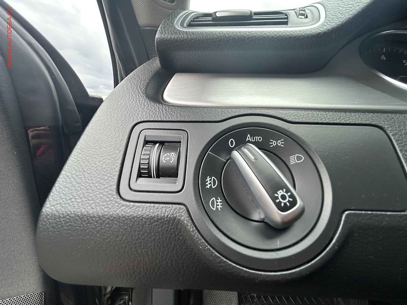 Volkswagen CC (2011) 3.6 FSi 4Motion, DSG - fotka 13 z 19