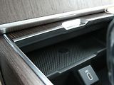 Land Rover Range Rover (2026) 3,0 Autobiography P460e - náhled 33