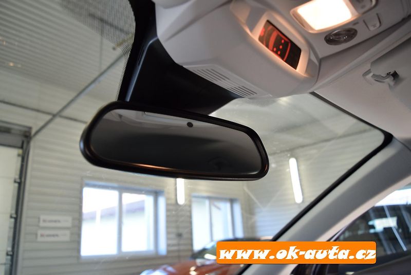 Peugeot 3008 1.5 HDI ACTIVE PACK 96 kW 2022 - fotka 52 z 61