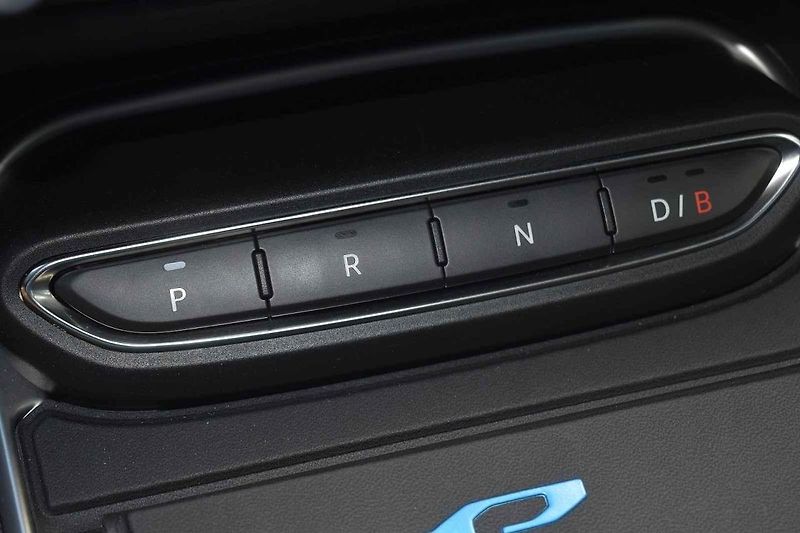 Menší hrboly Jeep Avenger přejíždí s grácií
