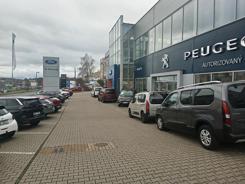 Peugeot Boxer (2024) 3500 L3H2 BlueHDi 140 MAN6 - fotka 29 z 34