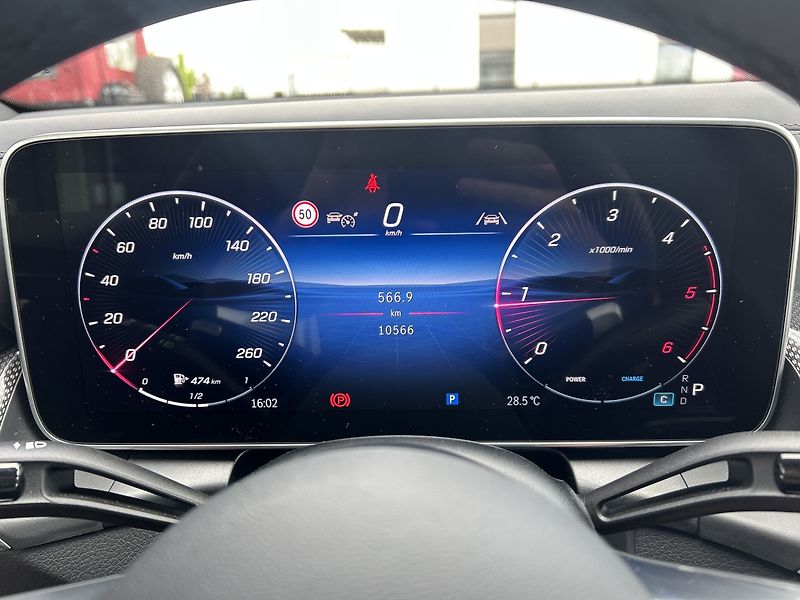 Mercedes-Benz GLC 200d 4MATIC kupé AMG - fotka 18 z 28